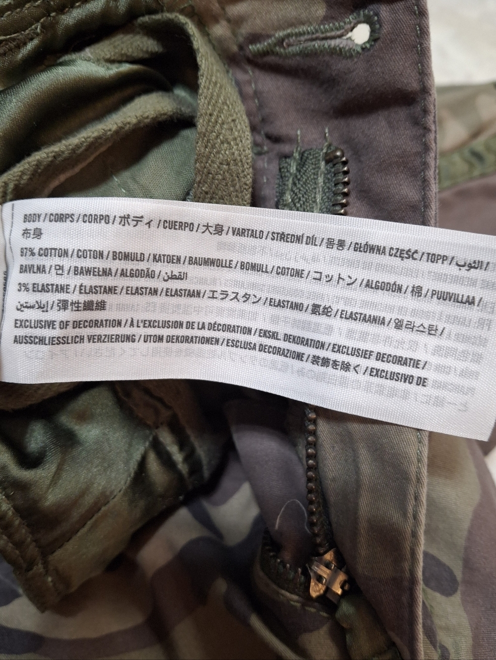 Vintage Y2K Abercrombie & Fitch Green Camo Cargo Utility Pants Women Size 27 - Picture 16 of 16